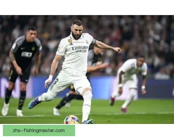 奥赫麦地那顽强战平卡拉赫双方攻防对决引发赛季走势新悬念